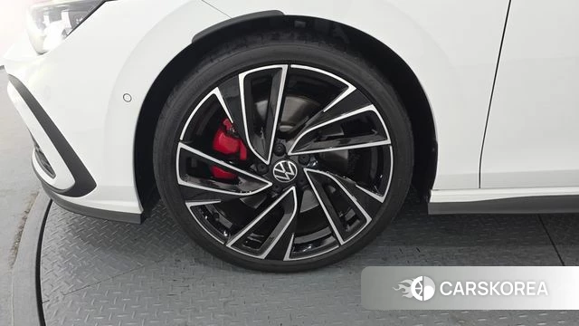 Volkswagen Golf 8th Generation id 4665087 из Кореи 26