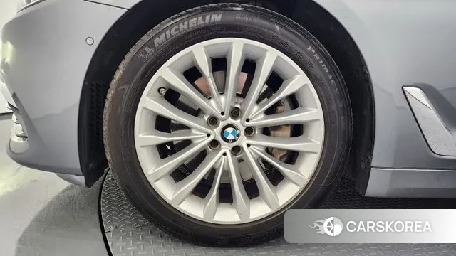 BMW 5 Series (G30) id 3283660 из Кореи 15