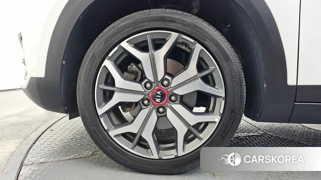 Kia Seltos id 4683320 из Кореи 27
