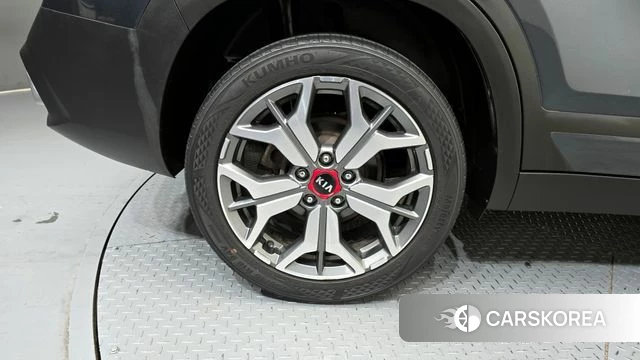 Kia Seltos id 4325234 из Кореи 27