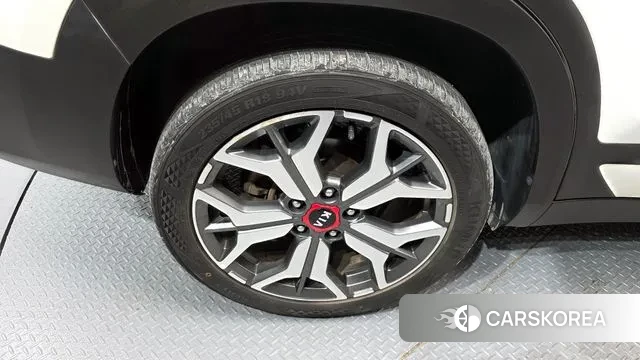 Kia Seltos id 3505048 из Кореи 15