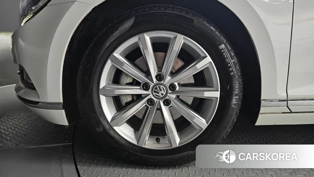 Volkswagen Passat GT (B8) id 4397704 из Кореи 28