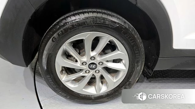 Hyundai All New Tucson id 4417316 из Кореи 25