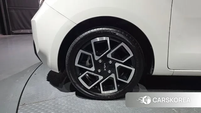 Kia The New Kia Ray id 3690356 из Кореи 15