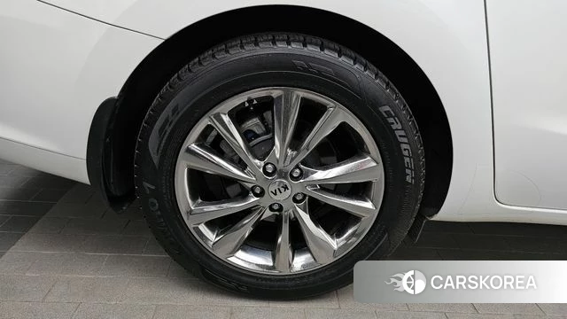 Kia The New Carnival id 3899001 из Кореи 15