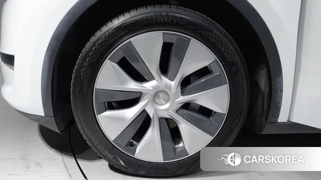 Tesla Model Y id 3477681 из Кореи 15