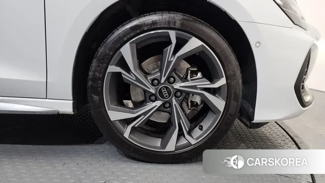 Audi A3 (8Y) id 3565355 из Кореи 15