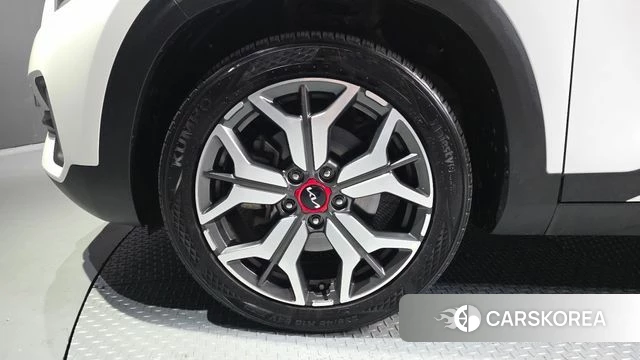 Kia Seltos id 4355461 из Кореи 15