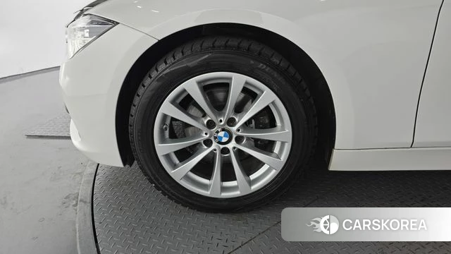 BMW 3 Series (F30) id 3845878 из Кореи 15