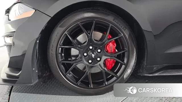 Ford Mustang id 2902366 из Кореи 15