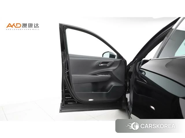 Toyota Crown SportCross 2024 Черный из Китая, фото 5