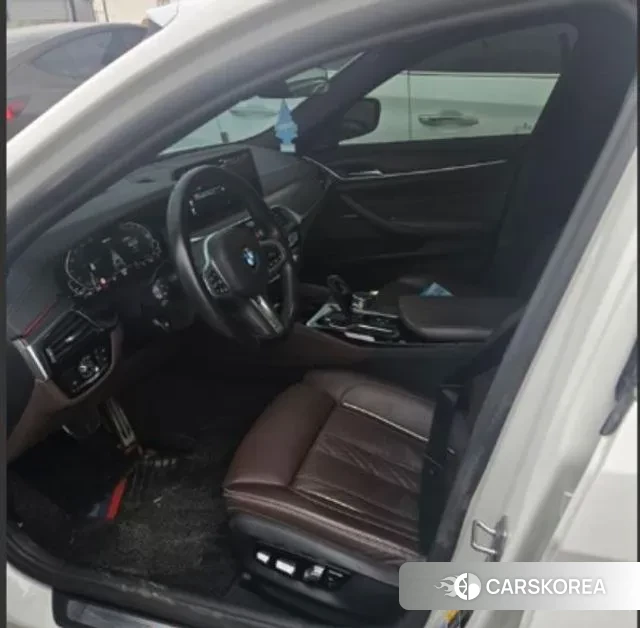 BMW 5 Series (G30) 2021 Белый из Кореи, фото 5