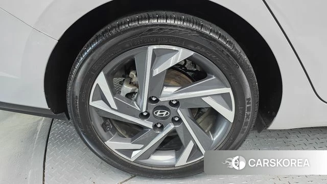 Hyundai The New Avante (CN7) id 4322556 из Кореи 28