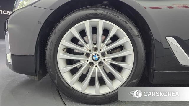 BMW 5 Series (G30) id 4706948 из Кореи 15