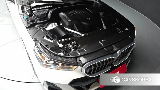 BMW 5 Series (G60) id 4589885 из Кореи 32