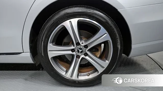 Mercedes-Benz E-Class W213 id 3568277 из Кореи 15