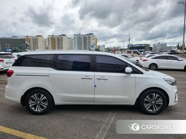 Kia The New Carnival id 3039099 из Кореи 15