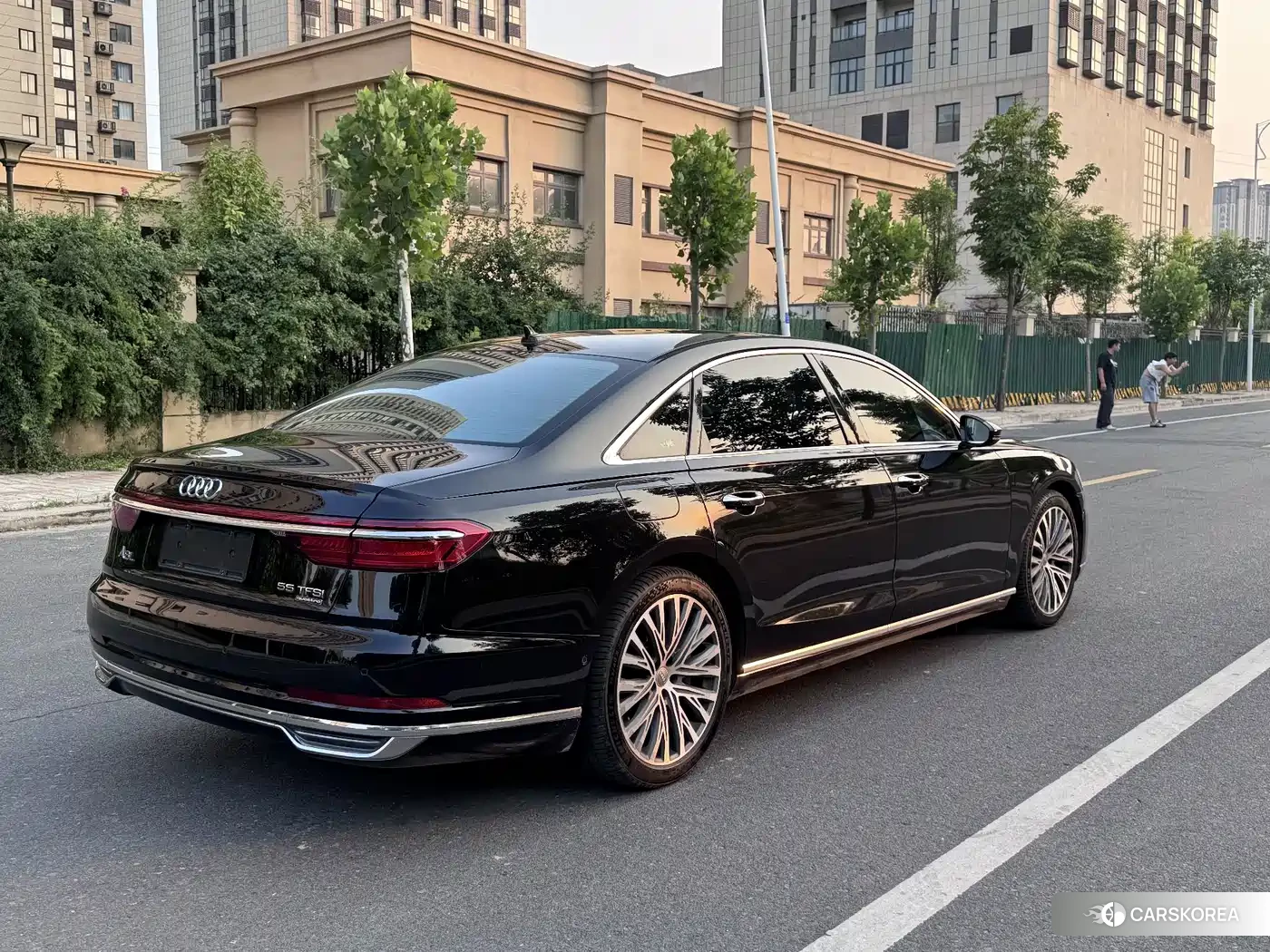 Audi A8 2018 Черный из Китая, фото 5