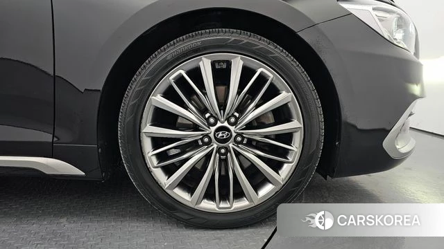 Hyundai Grandeur IG id 3880240 из Кореи 15