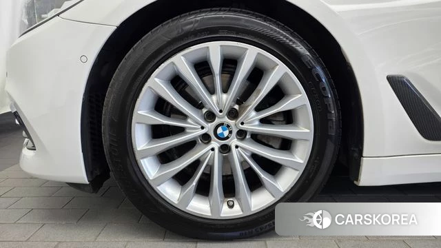 BMW 5 Series (G30) id 4496903 из Кореи 15
