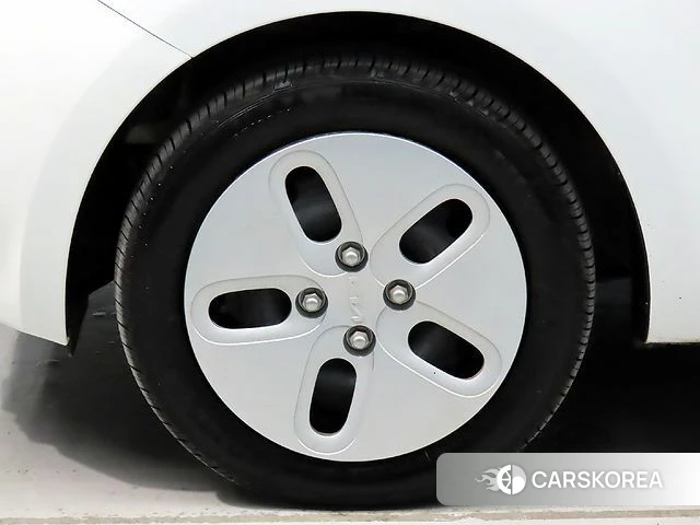 Kia The New Kia Ray id 3896698 из Кореи 15