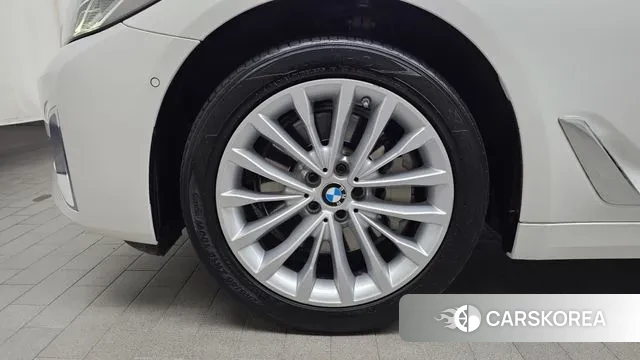 BMW 5 Series (G30) id 3572927 из Кореи 15