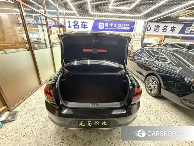 Volkswagen Magotan id 4263185 из Китая 7