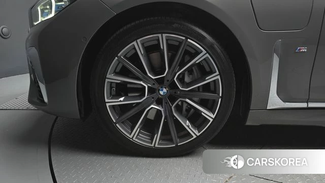BMW 7 Series (G11) id 4423599 из Кореи 31