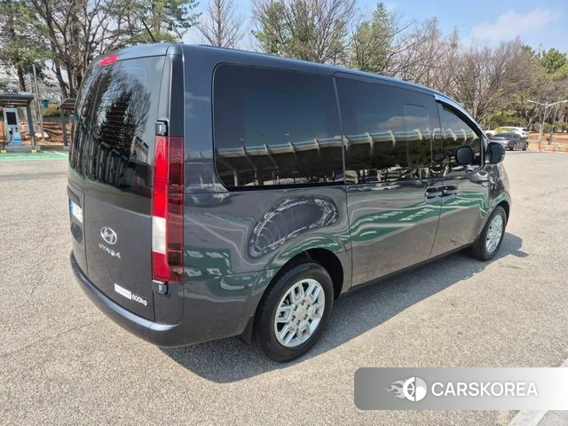 Hyundai Staria id 3817854 из Кореи 11