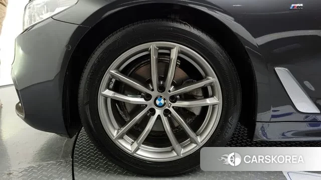 BMW 5 Series (G30) id 3023780 из Кореи 15