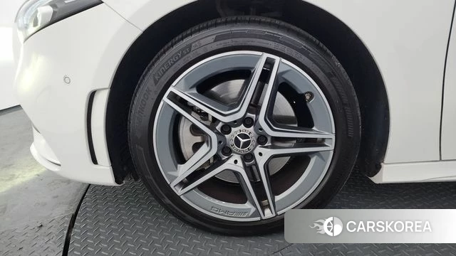 Mercedes-Benz A-Class W177 id 3805980 из Кореи 15