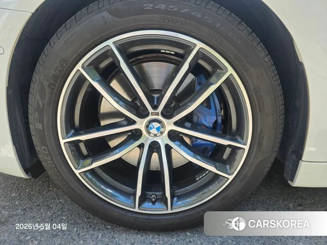 BMW 5 Series (G30) id 4395088 из Кореи 9
