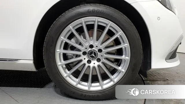 Mercedes-Benz E-Class W213 id 3645269 из Кореи 14