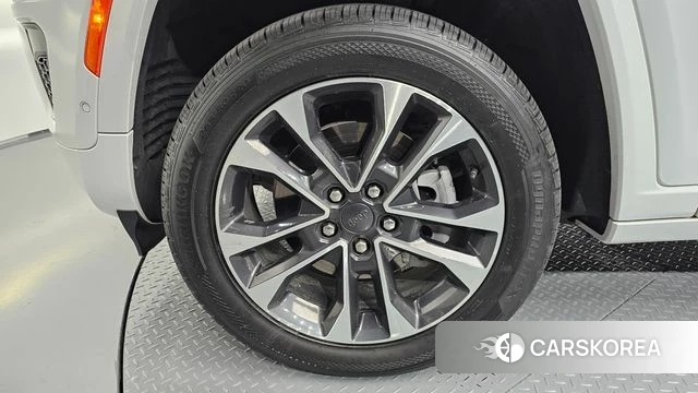 Jeep Grand Cherokee (WL) id 4731433 из Кореи 31
