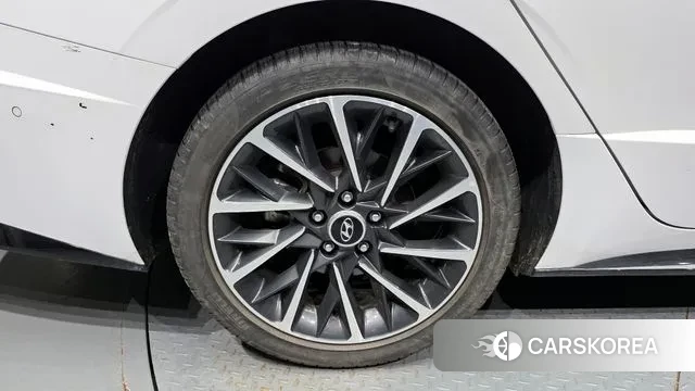 Hyundai Sonata (DN8) id 2993632 из Кореи 15