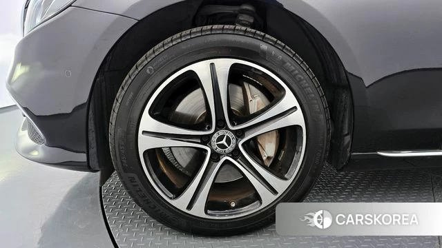 Mercedes-Benz E-Class W213 id 4389852 из Кореи 27