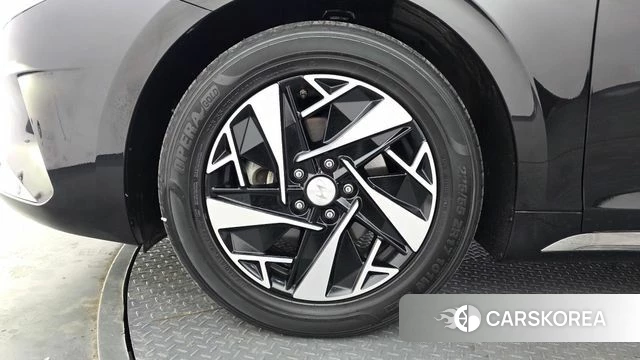 Hyundai The New Grandeur IG Hybrid id 3898250 из Кореи 15