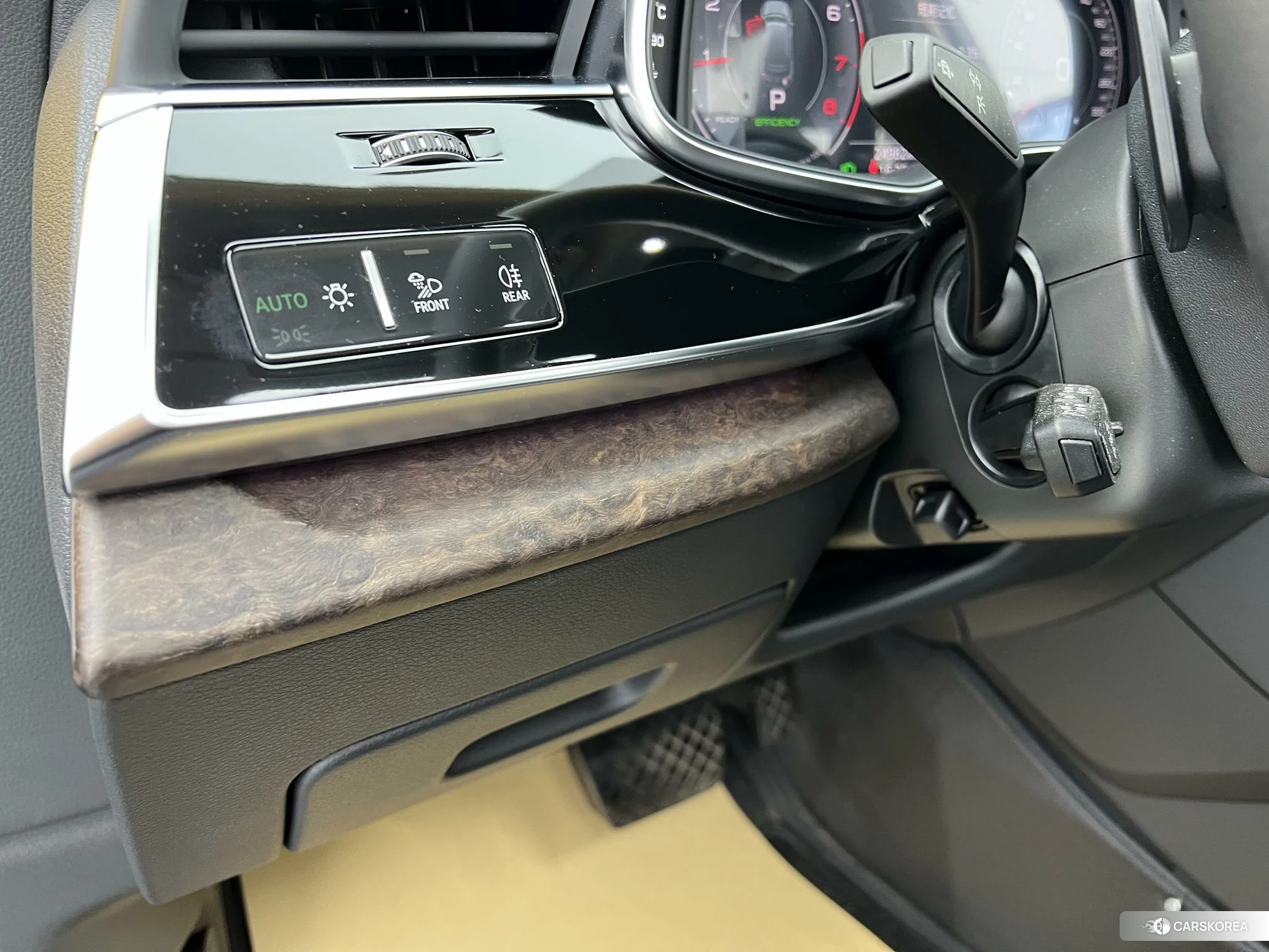 Audi Q7 id 4419499 из Китая 29