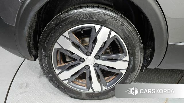 Peugeot 5008 second generation id 4196557 из Кореи 32