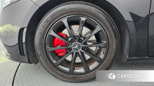 Mercedes-Benz A-Class W177 id 4872931 из Кореи 26