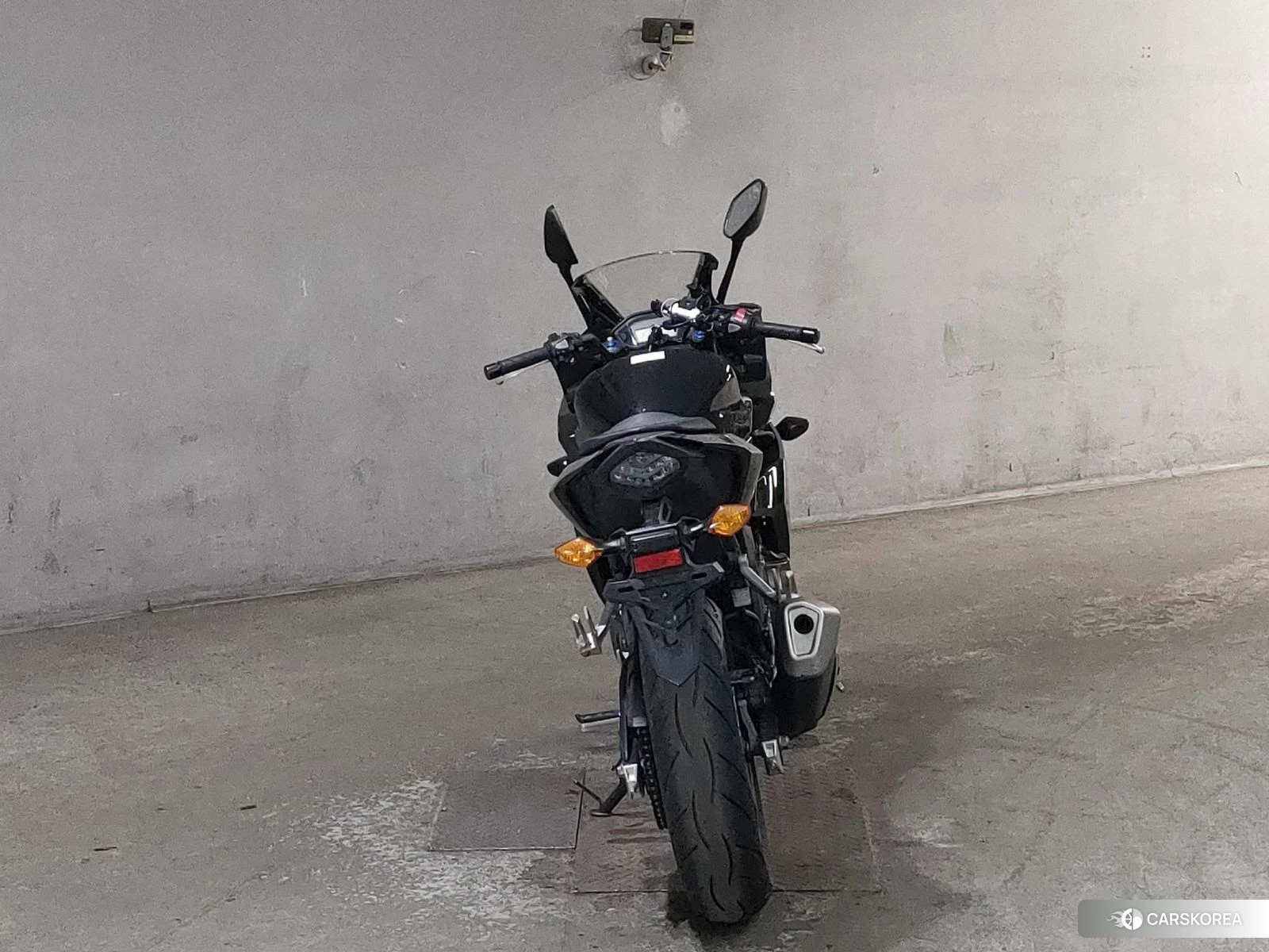 Проданный Honda CBR400R id 3970345 из Японии, фото 2