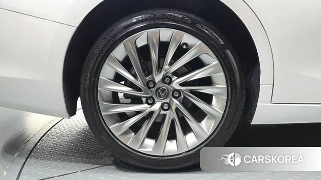 Lexus ES300h 7th generation id 4894289 из Кореи 15