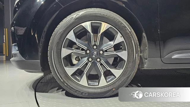 Kia Carnival 4th generation id 4250447 из Кореи 15