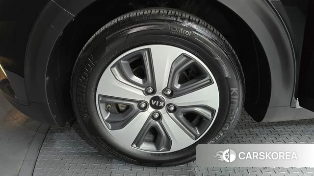 Kia The New Niro id 4294006 из Кореи 26