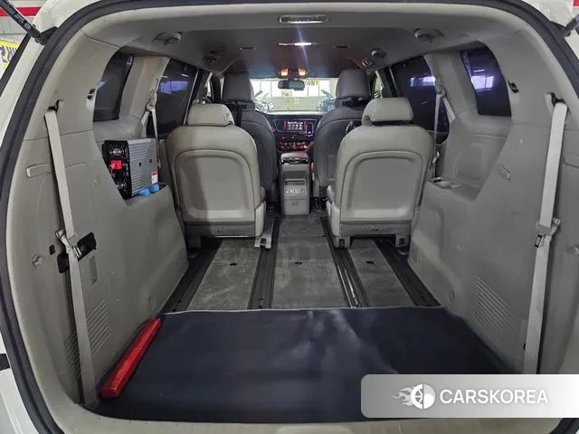 Kia All New Carnival id 3041501 из Кореи 14