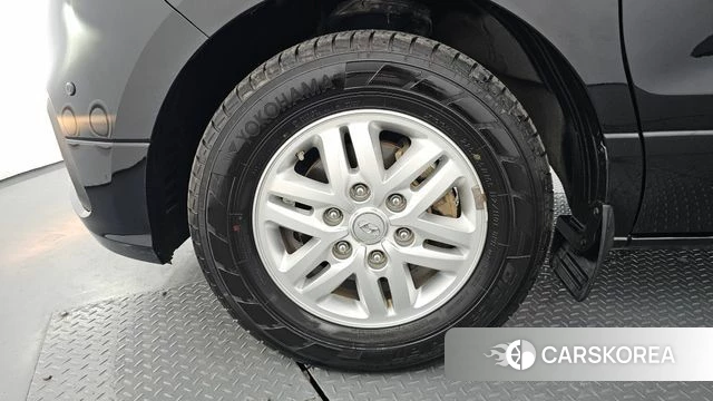Hyundai The New Grand Starex id 4574126 из Кореи 27