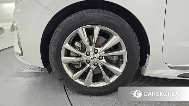 Kia The New Carnival id 4672725 из Кореи 25