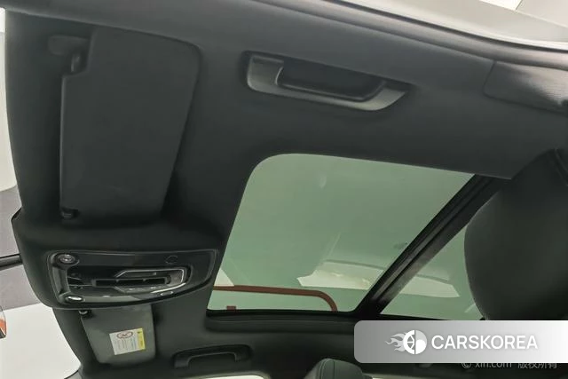 Audi A4L id 4334867 из Китая 19