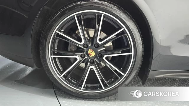 Porsche Panamera (971) id 4416908 из Кореи 26