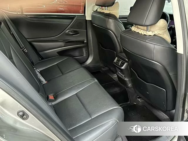 Lexus ES 2021 Шампань из Китая, фото 5